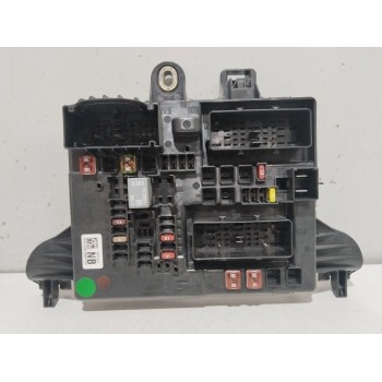 CAJA RELES / FUSIBLES 1327731801 