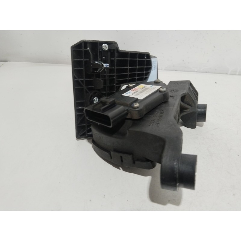 PEDAL ACELERADOR 327003Z000  - imagen 2