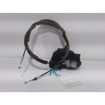 CERRADURA PUERTA DELANTERA DERECHA 