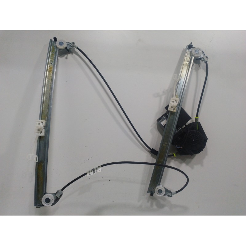 ELEVALUNAS DELANTERO DERECHO 1620003080  - imagen 1