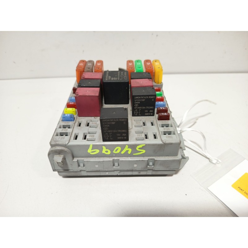CAJA RELES / FUSIBLES 51763771  - imagen 4