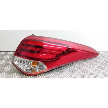 PILOTO TRASERO DERECHO 924023Z6 