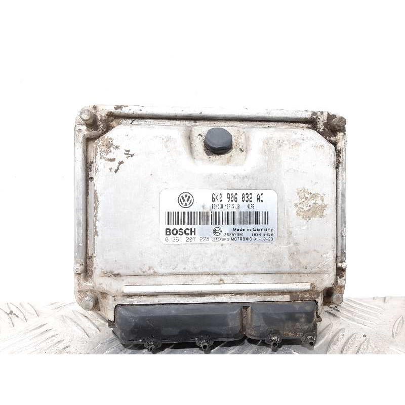 CENTRALITA MOTOR UCE 6K0906032AC 0261207228  - imagen 3