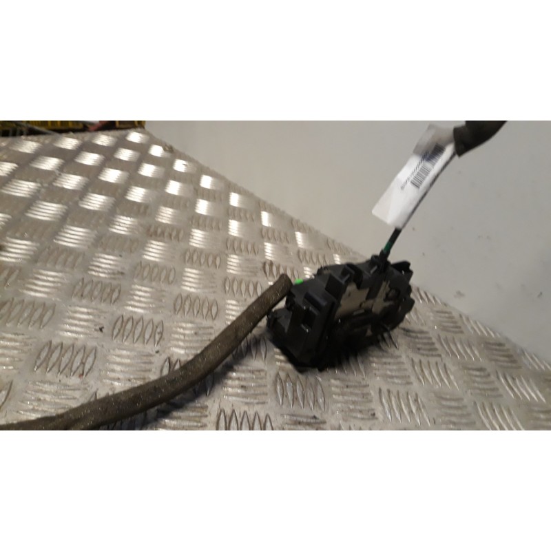 CERRADURA PUERTA TRASERA IZQUIERDA 82501JD90C  - imagen 2