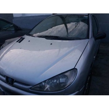 PEUGEOT 206 BERLINA