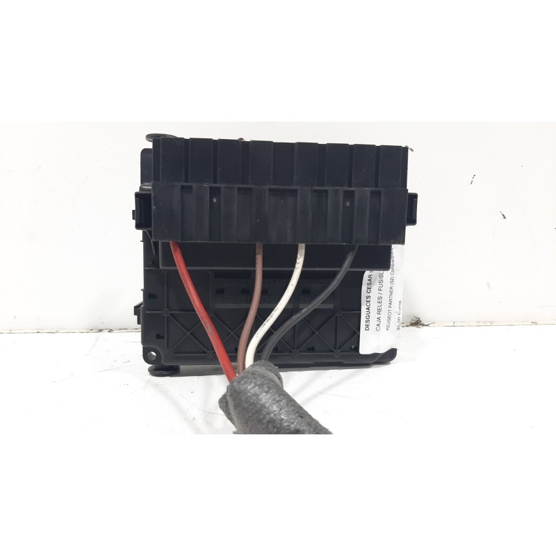 CAJA RELES / FUSIBLES 9650618580  - imagen 2