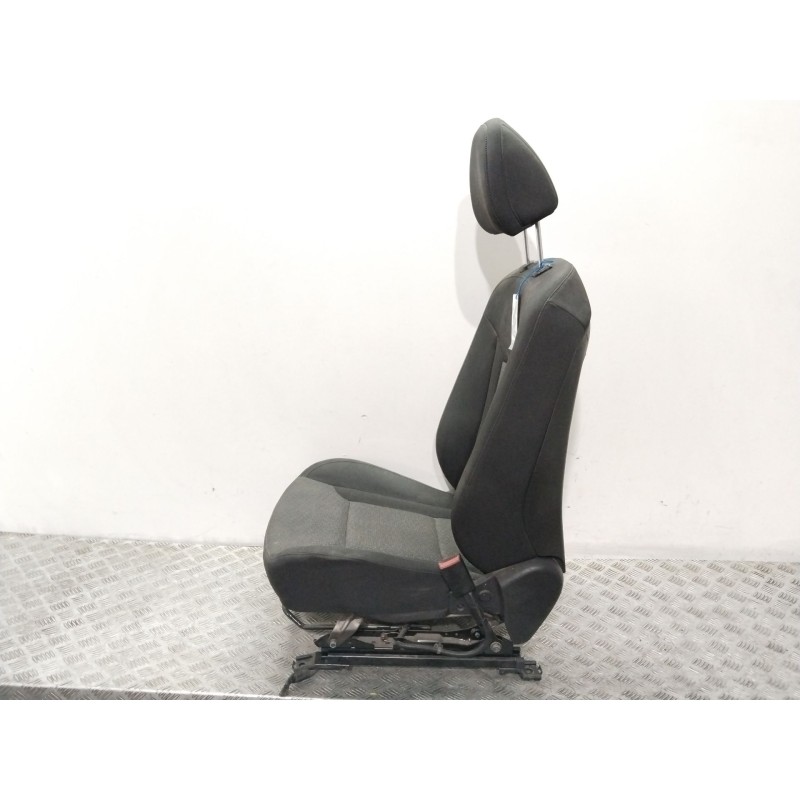ASIENTO DELANTERO DERECHO 884003Z200V2K  - imagen 2