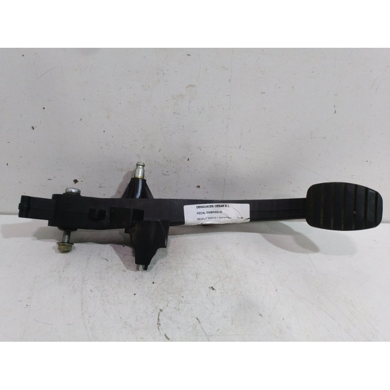 PEDAL EMBRAGUE  - imagen 1