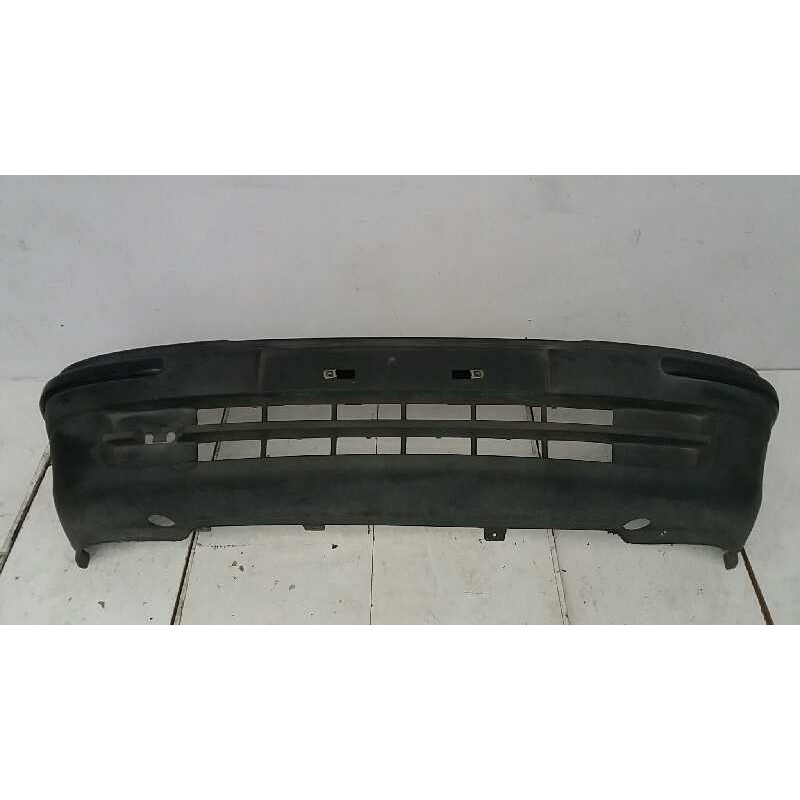 PARAGOLPES DELANTERO NEGRO 