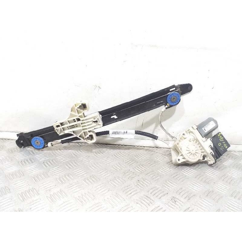 ELEVALUNAS TRASERO DERECHO 1K0959704B002  - imagen 1