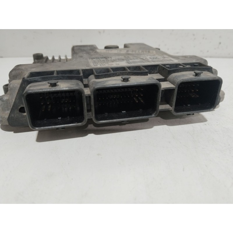 CENTRALITA MOTOR UCE 0281012528  - imagen 3