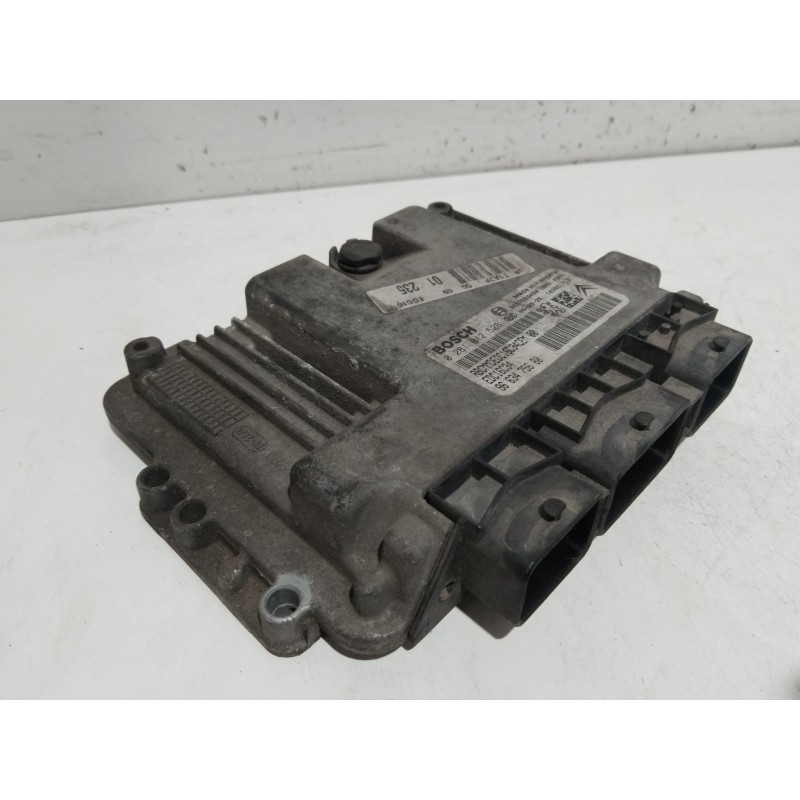 CENTRALITA MOTOR UCE 0281012528  - imagen 4