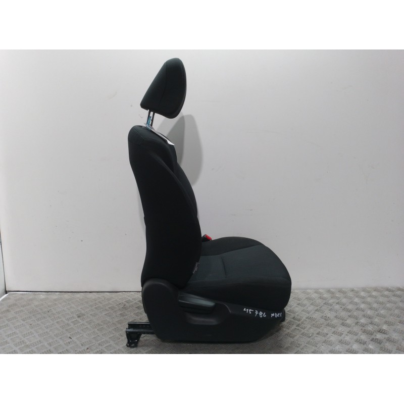 ASIENTO DELANTERO DERECHO 711001AS70B0  - imagen 4