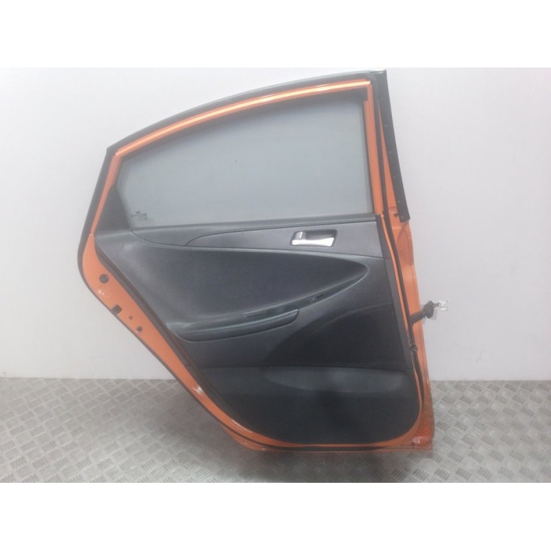 PUERTA TRASERA IZQUIERDA NARANJA  - imagen 2