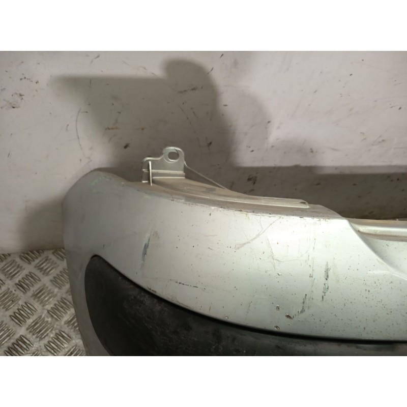 PARAGOLPES TRASERO 7410R6  - imagen 3