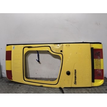 PUERTA TRASERA IZQUIERDA A9067401105  OEM A9067401105