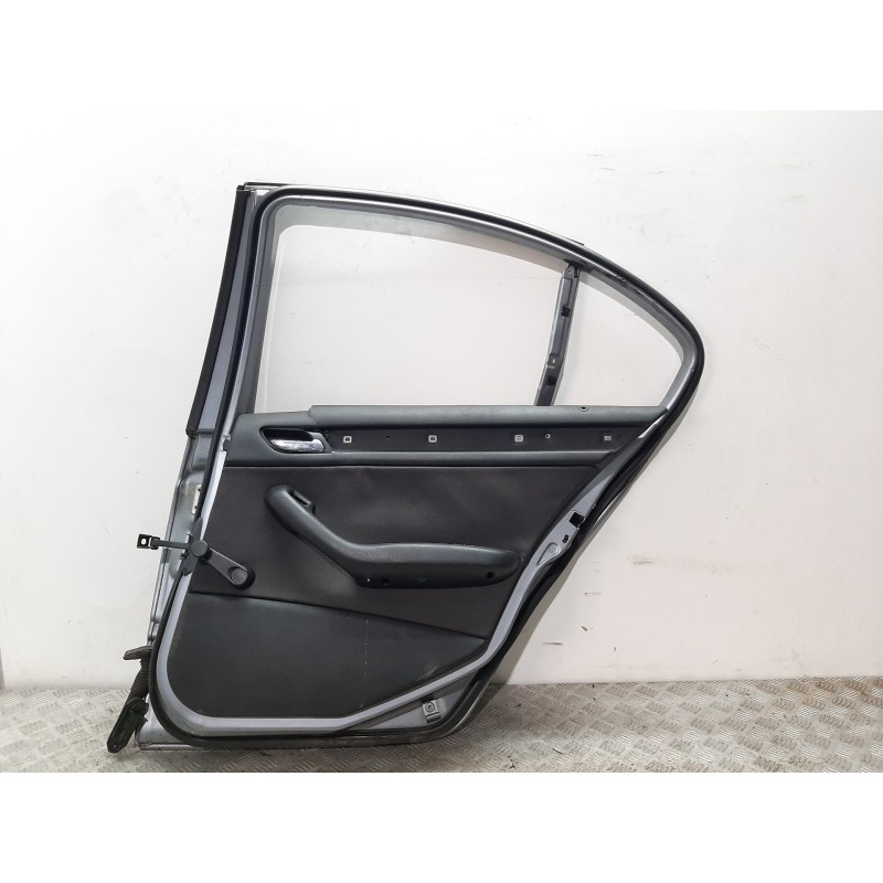 PUERTA TRASERA DERECHA 41527034154 PLATA  - imagen 2