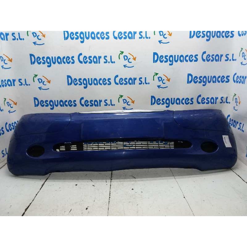 PARAGOLPES DELANTERO AZUL 