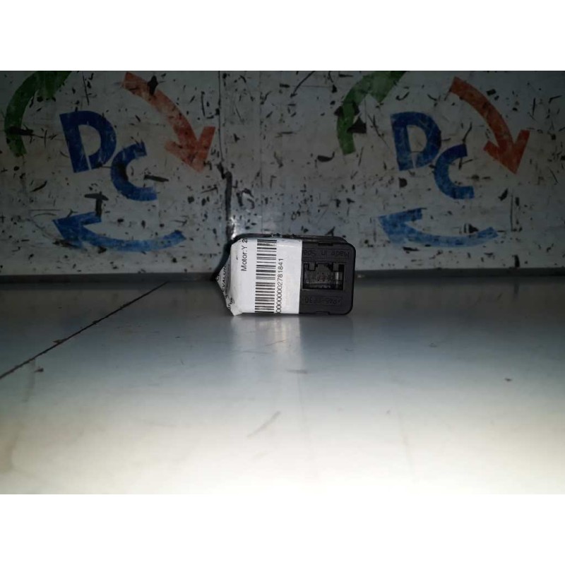 MANDO ELEVALUNAS DELANTERO IZQUIERDO  - imagen 2