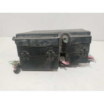 CAJA RELES / FUSIBLES 3M5T14A142AB 