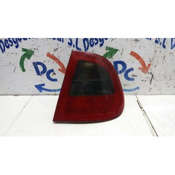 PILOTO TRASERO DERECHO 6K5945112 