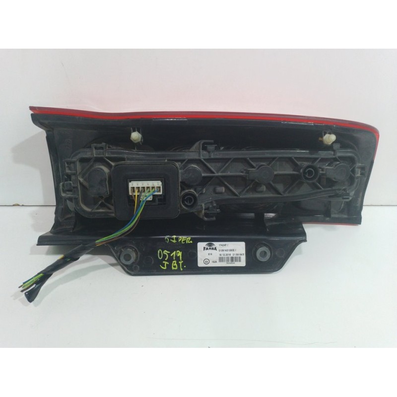 PILOTO TRASERO DERECHO 01391431080E  - imagen 2