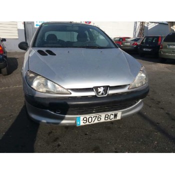PEUGEOT 206 BERLINA