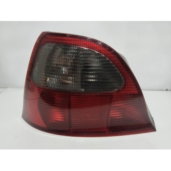 PILOTO TRASERO IZQUIERDO 8821907L 