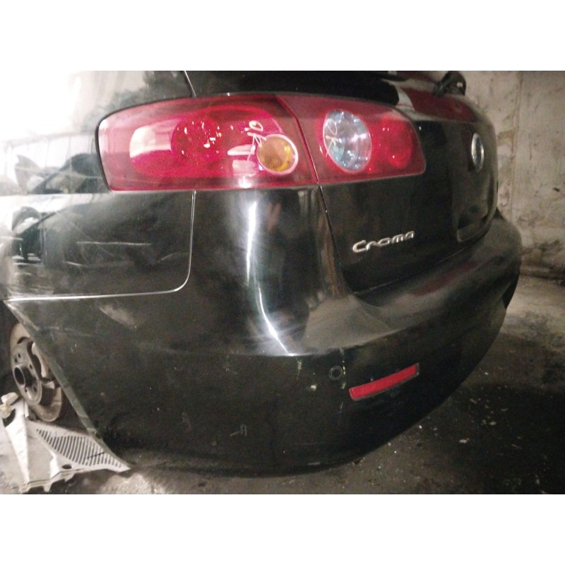 PARAGOLPES TRASERO 735403811  - imagen 2