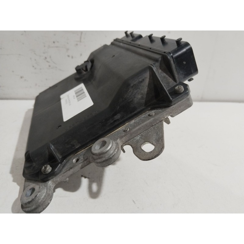 CENTRALITA MOTOR UCE 8966174040  - imagen 4