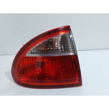 PILOTO TRASERO IZQUIERDO 1M6945111 