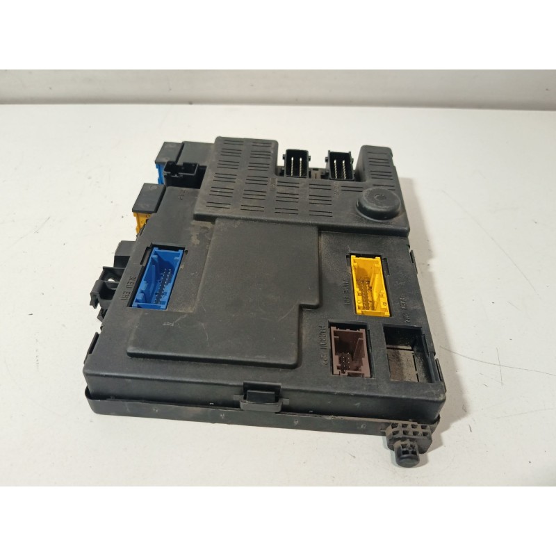 CAJA RELES / FUSIBLES 9642409480  - imagen 3