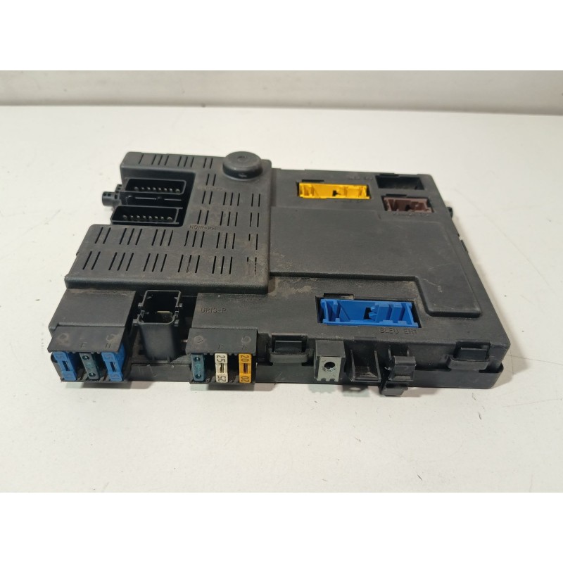 CAJA RELES / FUSIBLES 9642409480  - imagen 4
