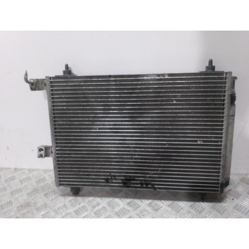 CONDENSADOR / RADIADOR AIRE ACONDICIONADO 868482U 