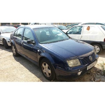 VOLKSWAGEN BORA BERLINA (1J2)