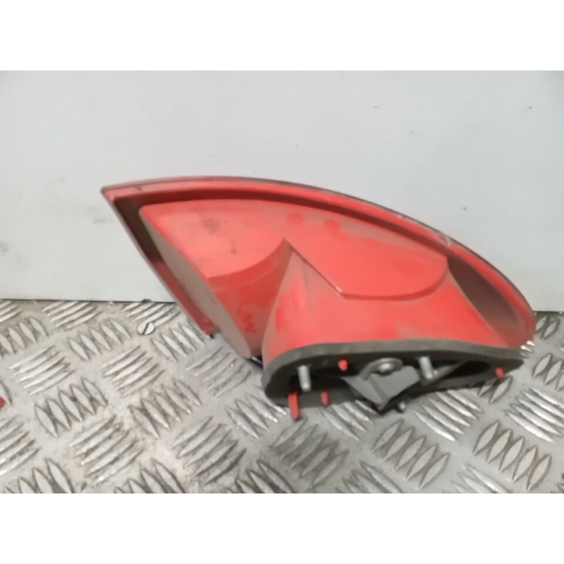 PILOTO TRASERO DERECHO 0046556348  - imagen 2