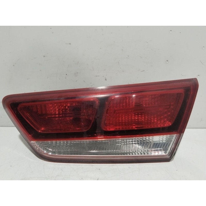 PILOTO PORTON TRASERO DERECHO 92404D4050  - imagen 1
