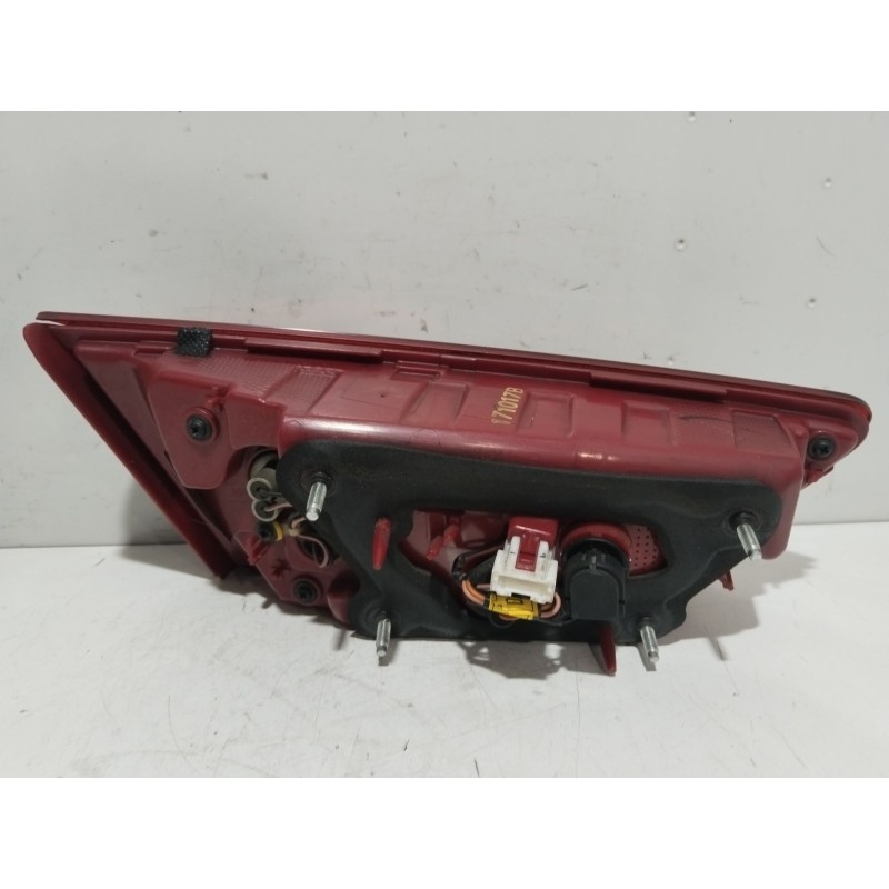 PILOTO PORTON TRASERO DERECHO 92404D4050  - imagen 3
