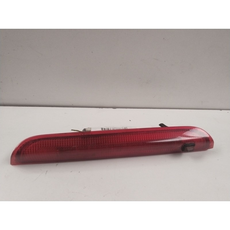 LUZ CENTRAL DE FRENO 2S6113A602  - imagen 1