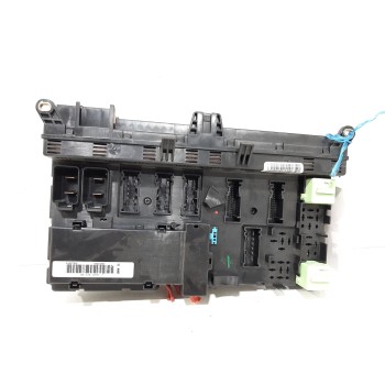 CAJA RELES / FUSIBLES 8378107 518877006 