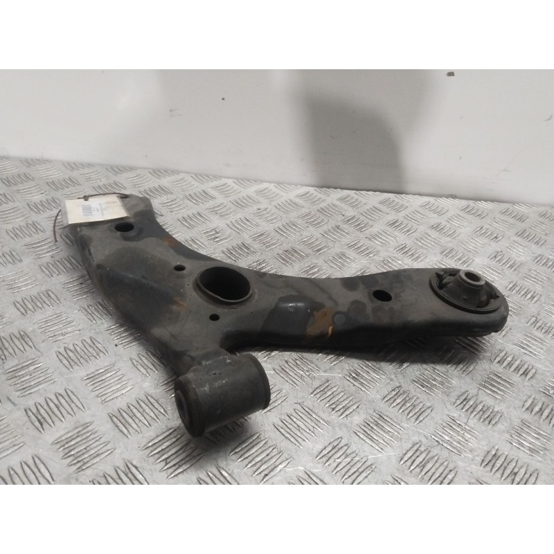 BRAZO SUSPENSION INFERIOR DELANTERO DERECHO 4806847050  - imagen 3