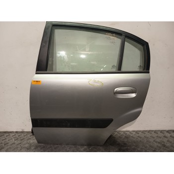 PUERTA TRASERA IZQUIERDA 770031G220 