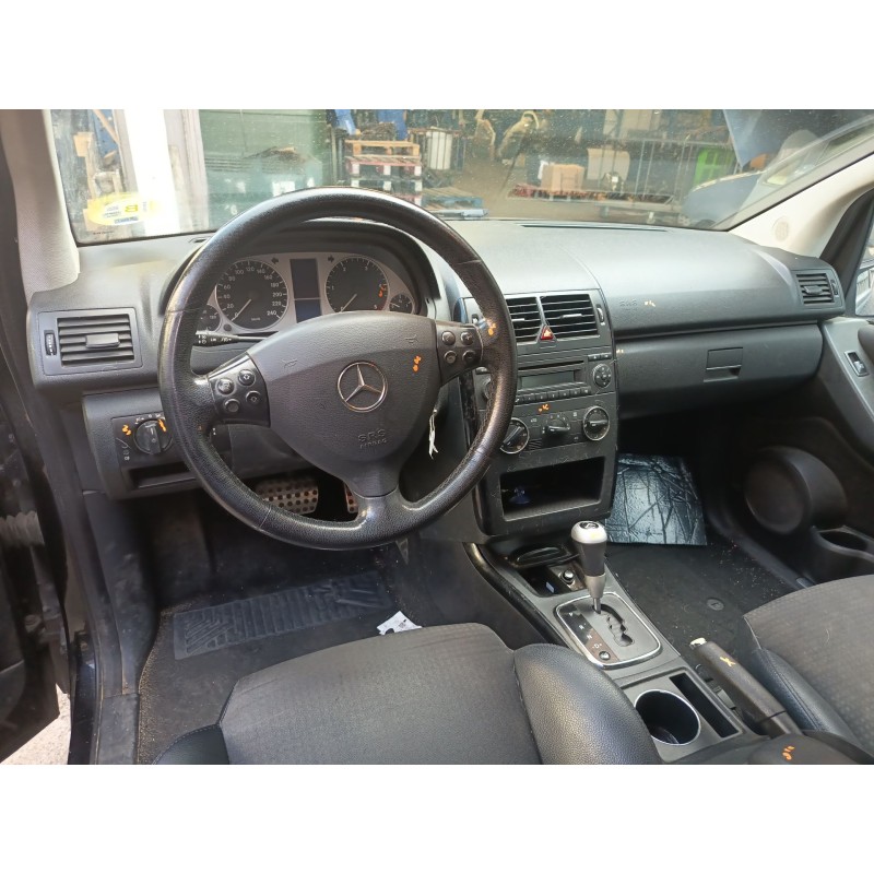 MERCEDES-BENZ CLASE A (W169) - imagen 4