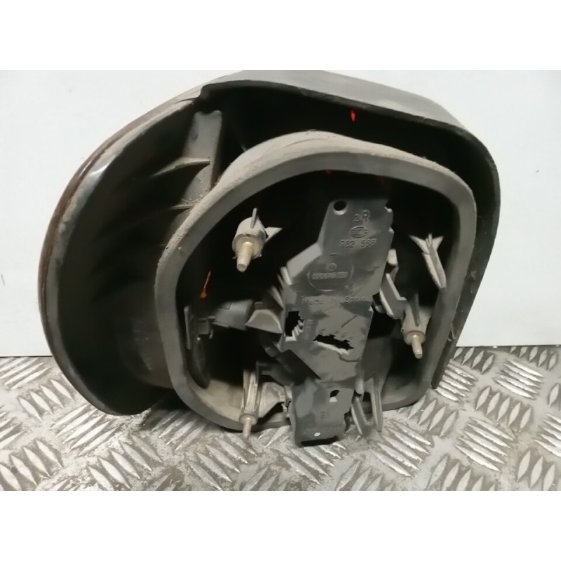 PILOTO TRASERO DERECHO  - imagen 2
