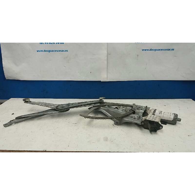 ELEVALUNAS DELANTERO DERECHO 5140060 