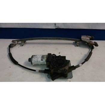 ELEVALUNAS DELANTERO DERECHO 8240222000 ELÉCTRICO  OEM 8240222000