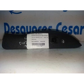 MANDO ELEVALUNAS DELANTERO DERECHO 04793859AA 
