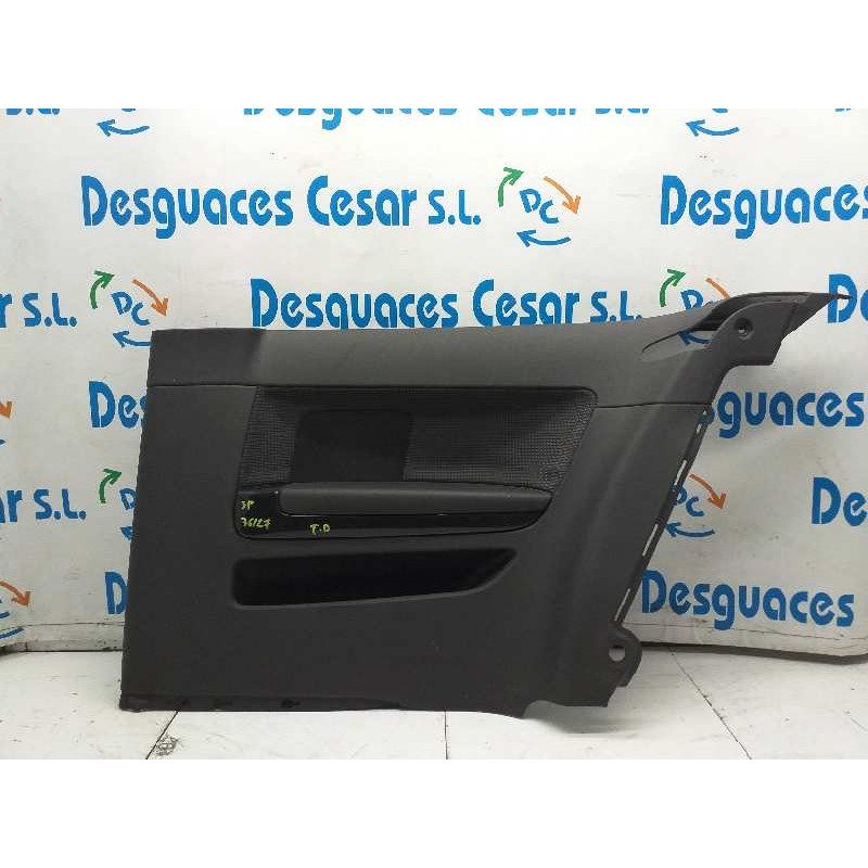 TAPIZADO TRASERO DERECHO 