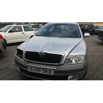 SKODA OCTAVIA BERLINA (1Z3)