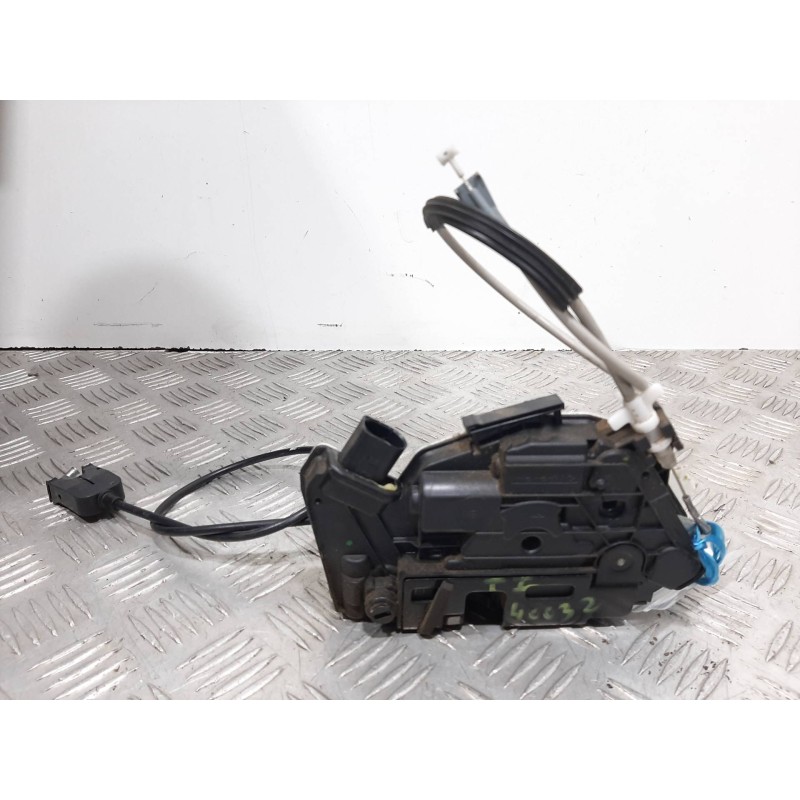 CERRADURA PUERTA TRASERA IZQUIERDA 6J0839015F  - imagen 2
